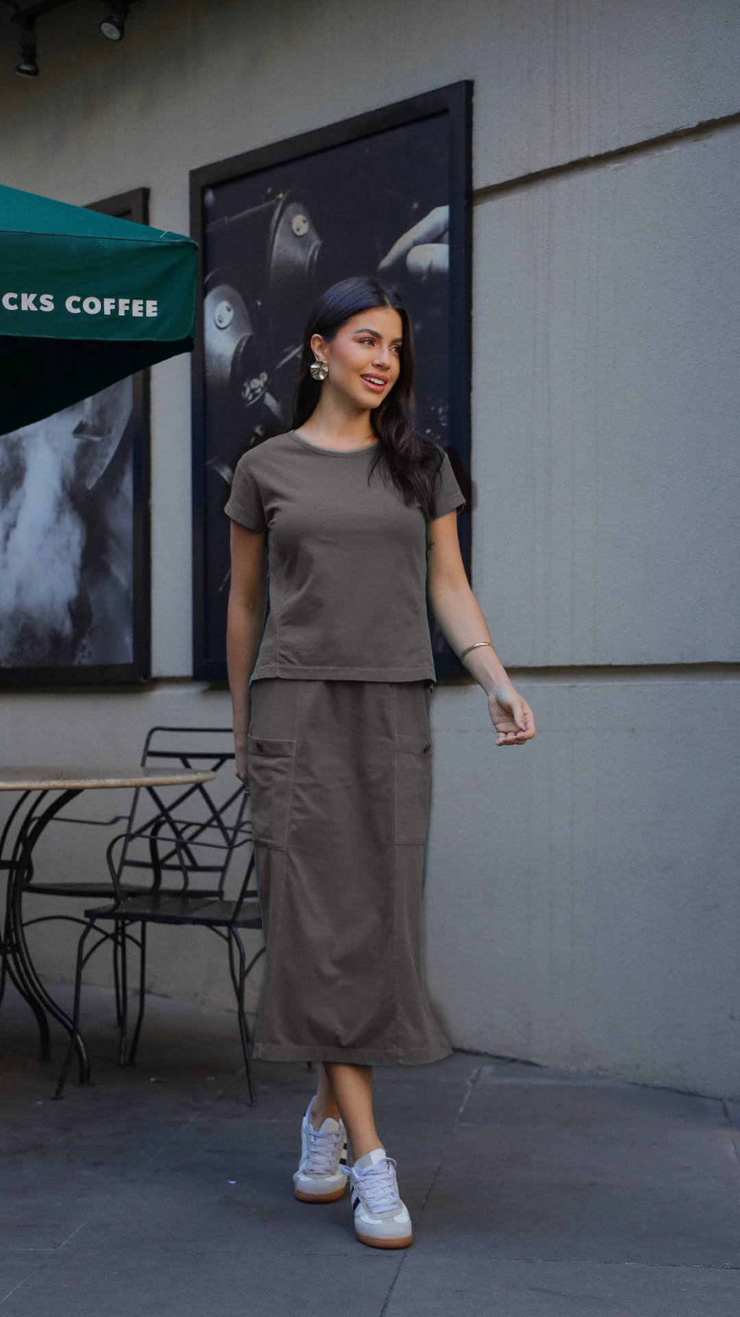 Conjunto de Saia Midi c/ Bolso Frontal e Blusinha em algodão